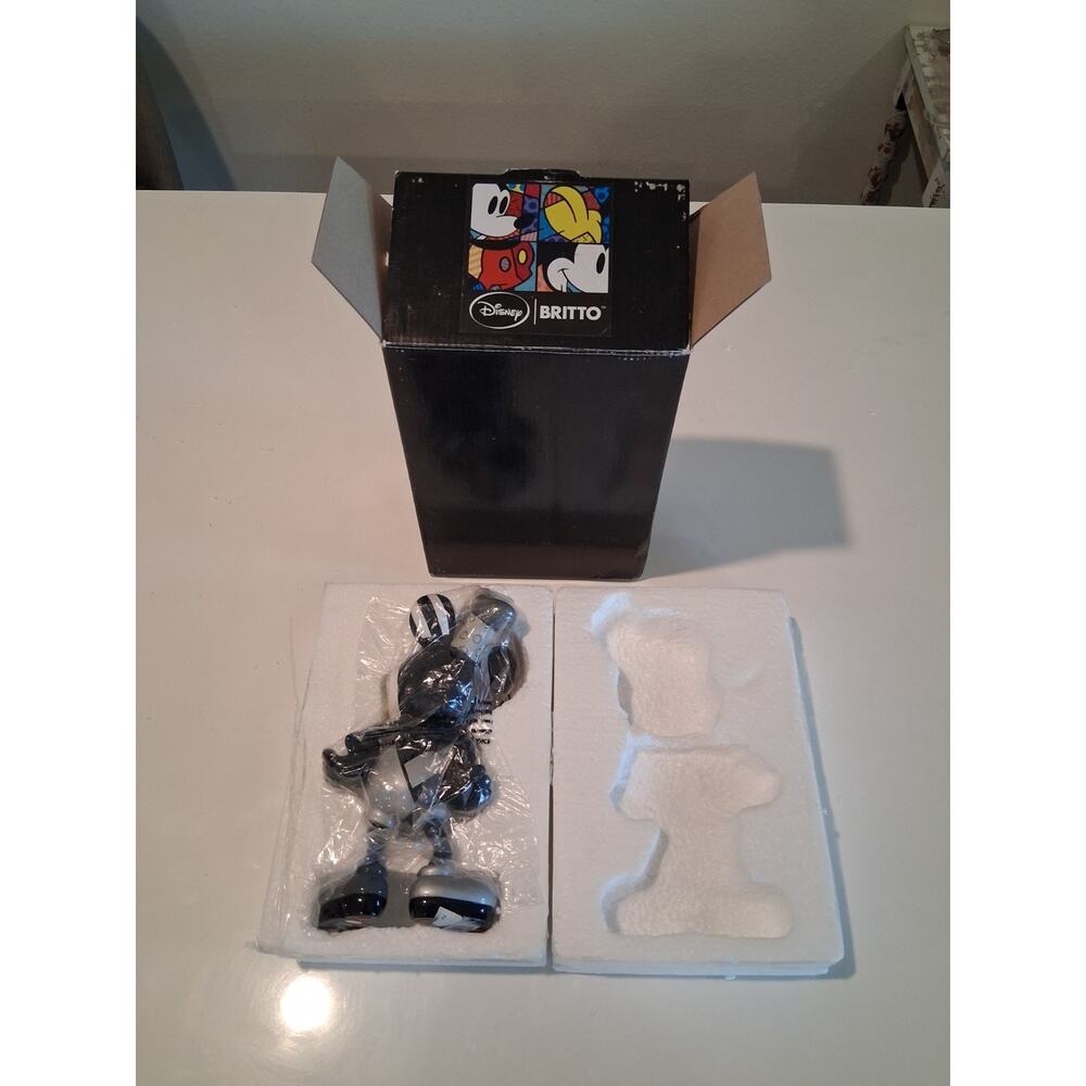 Disney by Britto Mickey Mouse Steamboat Willie Figurine 4039137 Enesco NIB